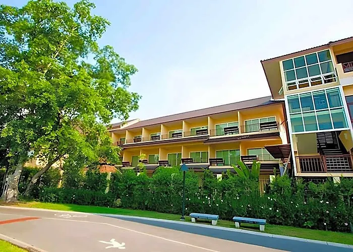 수판 레이크 홈텔 3* 방콕